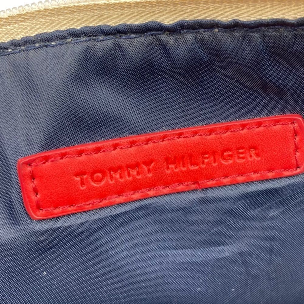 Tommy Hilfiger red striped canvas cosmetics bag - Picture 7 of 10